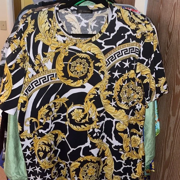 Rare Versace Savage Barocco print tshirt - Picture 2 of 10